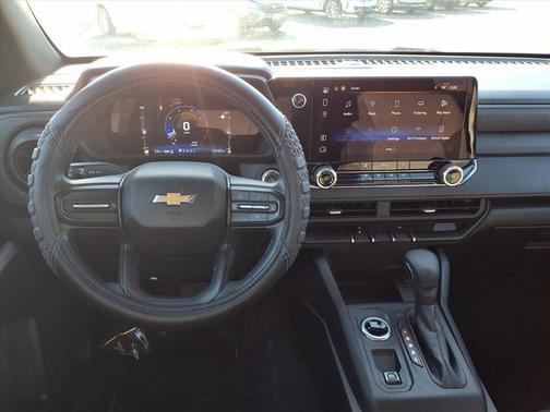 2023 Chevrolet Colorado WT