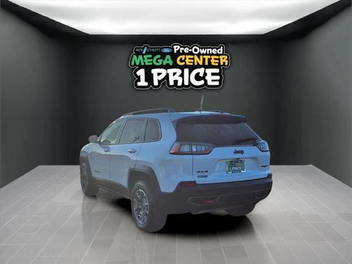 2020 Jeep Cherokee Trailhawk