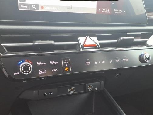 2023 Kia Niro EX Touring