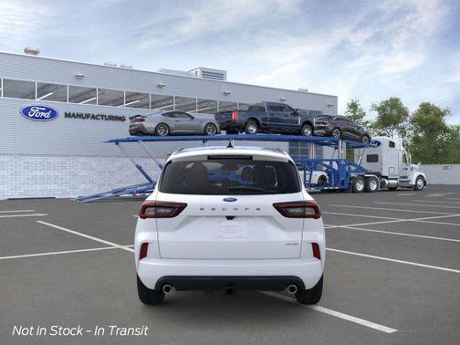 2026 Ford Escape ST-Line Elite