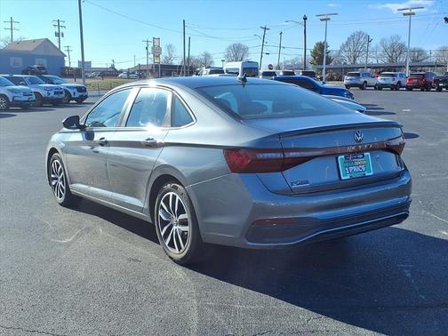 2025 Volkswagen Jetta 1.5T SE