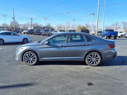 2025 Volkswagen Jetta 1.5T SE