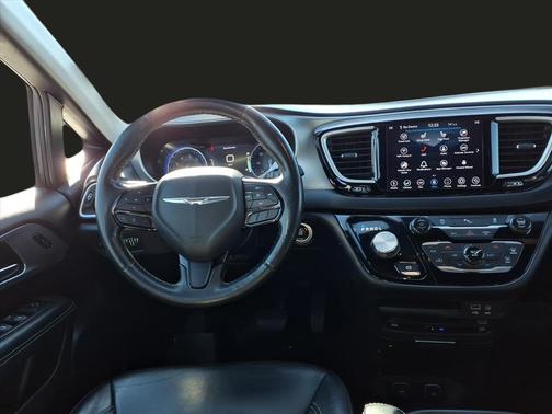 2020 Chrysler Pacifica Touring-L Plus