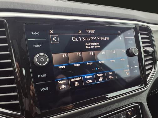 2022 Volkswagen Atlas 3.6L SE w/Technology