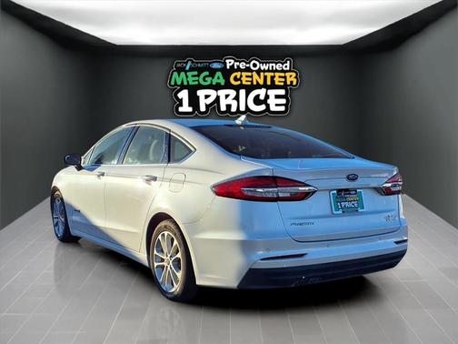 2019 Ford Fusion Hybrid SE