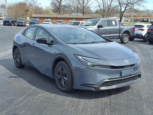 2024 Toyota Prius LE