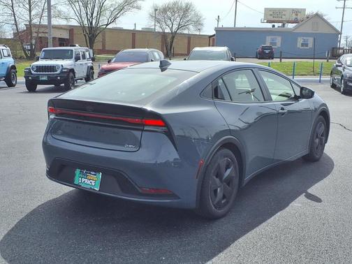 2024 Toyota Prius LE