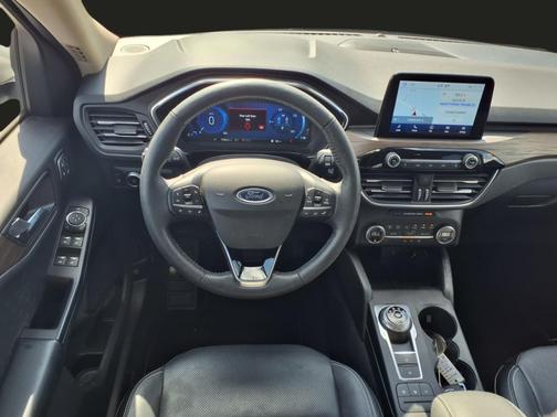 2020 Ford Escape Titanium Hybrid