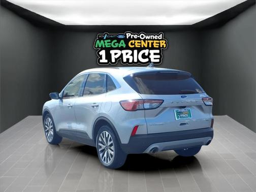 2020 Ford Escape Titanium Hybrid