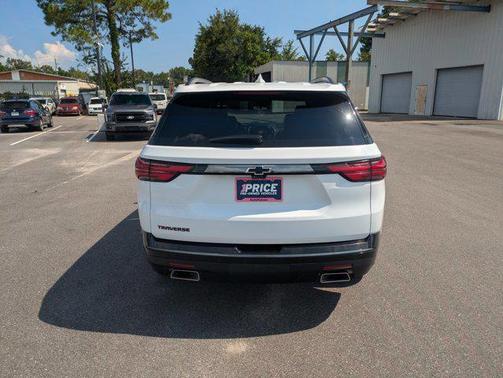 2022 Chevrolet Traverse Premier