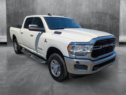 2020 RAM 3500 Big Horn Crew Cab 4x4 6'4' Box