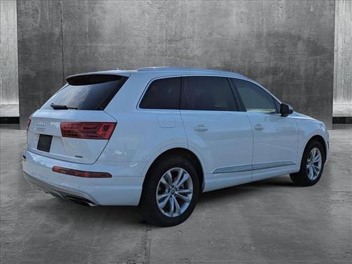 2017 Audi Q7 2.0T Premium
