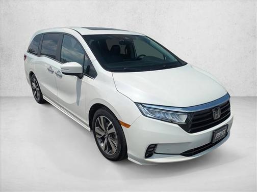 Platinum White Pearl 2023 Honda Odyssey Touring