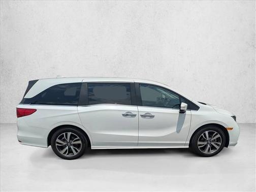 Platinum White Pearl 2023 Honda Odyssey Touring