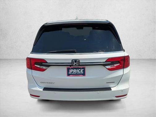 Platinum White Pearl 2023 Honda Odyssey Touring