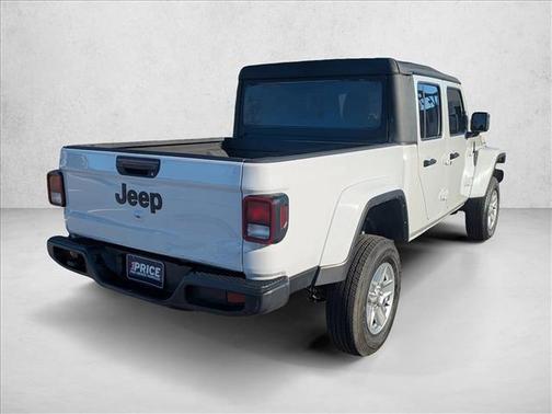 2022 Jeep Gladiator Sport S