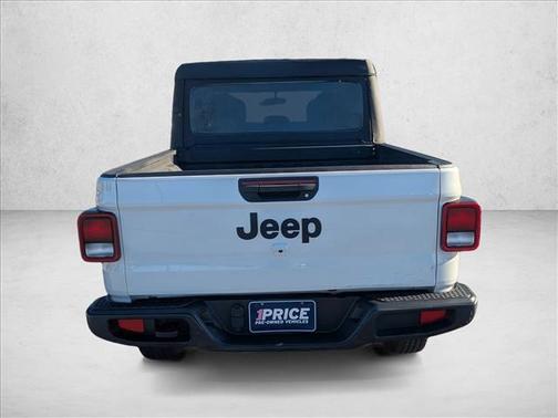 2022 Jeep Gladiator Sport S