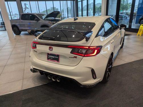 Championship White 2026 Honda Civic Type R Manual
