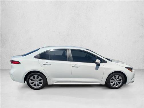 White 2020 Toyota Corolla LE