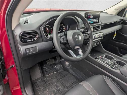 2025 Honda Pilot Touring 8-Passenger