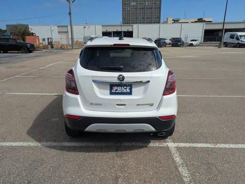 Summit White 2017 Buick Encore Preferred