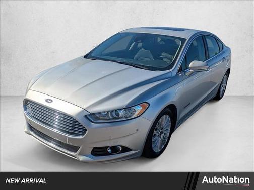 2015 Ford Fusion Hybrid SE