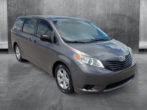 2016 Toyota Sienna L