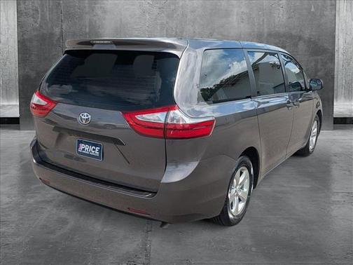 2016 Toyota Sienna L