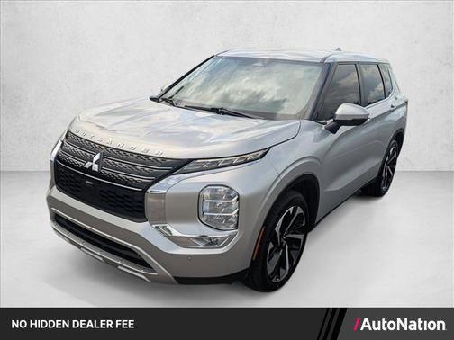 Alloy Silver Metal 2022 Mitsubishi Outlander SE