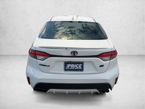 White 2022 Toyota Corolla SE