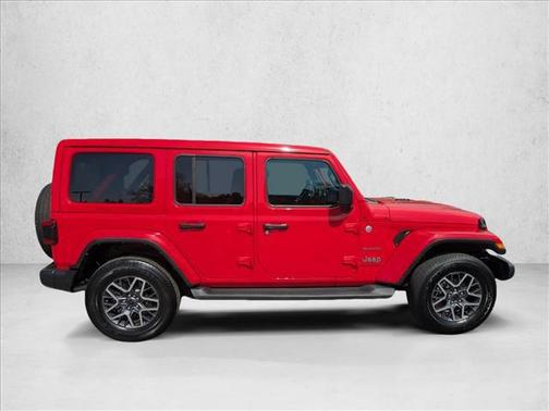 2024 Jeep Wrangler 4-Door Sahara 4x4