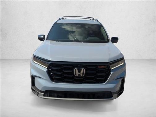 Sonic Gray Pearl 2024 Honda Pilot TrailSport
