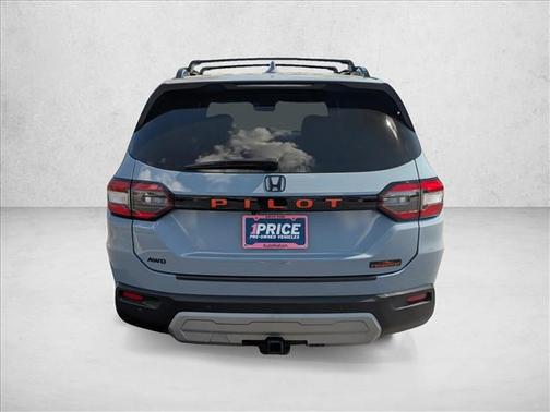 Sonic Gray Pearl 2024 Honda Pilot TrailSport