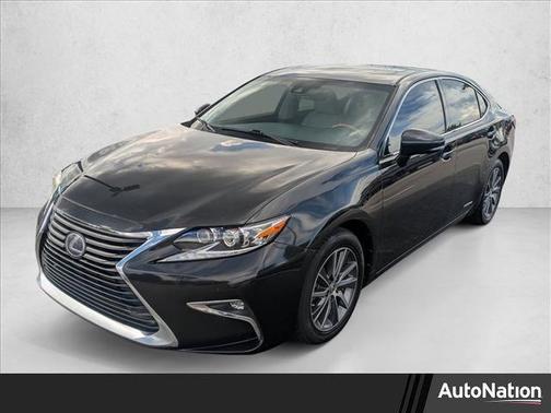2017 Lexus ES 300h Base