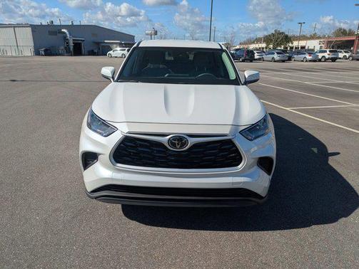 2023 Toyota Highlander Platinum