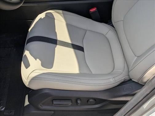 Solar Silver Metallic 2026 Honda Pilot EX-L
