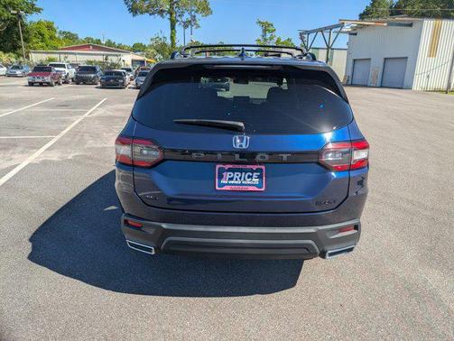 Obsidian Blue Pearl 2023 Honda Pilot AWD Sport