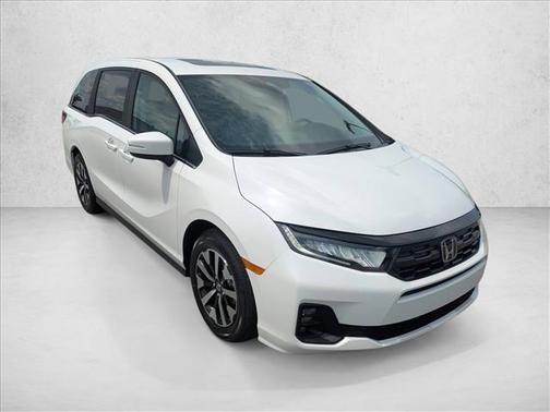 Platinum White Pearl 2026 Honda Odyssey EX-L