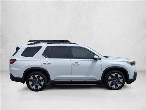 Platinum White Pearl 2026 Honda Pilot Elite