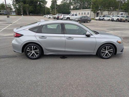 Lunar Silver Metallic 2023 Honda Civic LX