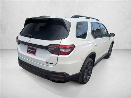 Platinum White Pearl 2026 Honda Pilot Sport