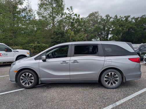 Lunar Silver Metallic 2022 Honda Odyssey EX-L