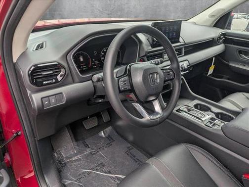 2025 Honda Pilot Touring 8-Passenger
