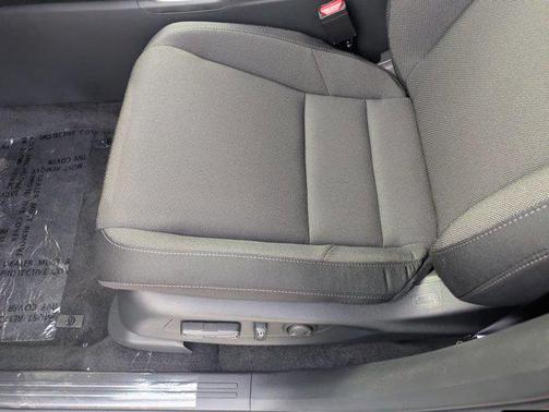 Platinum White Pearl 2026 Honda CR-V EX 2WD