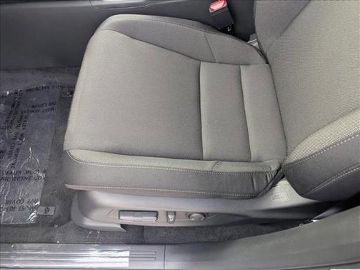 Platinum White Pearl 2026 Honda CR-V EX 2WD