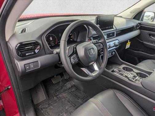 2025 Honda Pilot Touring 8-Passenger