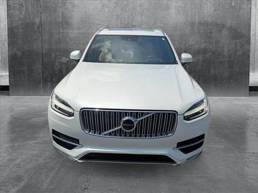 2019 Volvo XC90 T6 Inscription