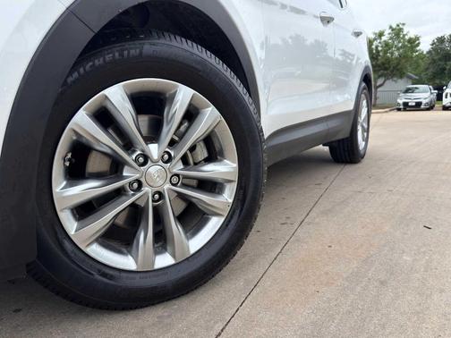 Frost White Pearl 2017 Hyundai Santa Fe Sport 2.0L Turbo