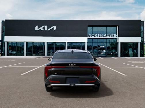 Aurora Black Pearl 2026 Kia K4 LX