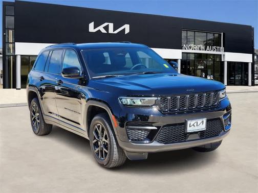 2024 Jeep Grand Cherokee Laredo